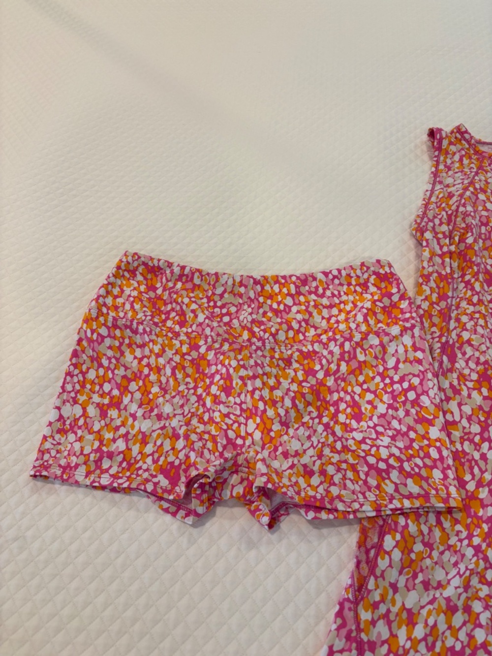 Tennis dress with undershorts. - Picture 2 of 4